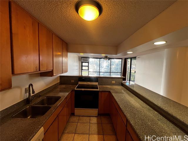 60 N Beretania St in Honolulu, HI - Building Photo - Building Photo