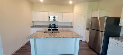 14115 Donahue St in Pilot Point, TX - Building Photo - Building Photo