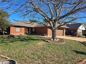 612 Sunny Brook Dr in Leander, TX - Building Photo - Building Photo