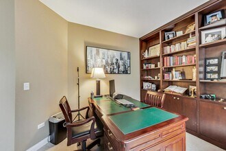 4427 Lainie Cir in Glenview, IL - Building Photo - Building Photo