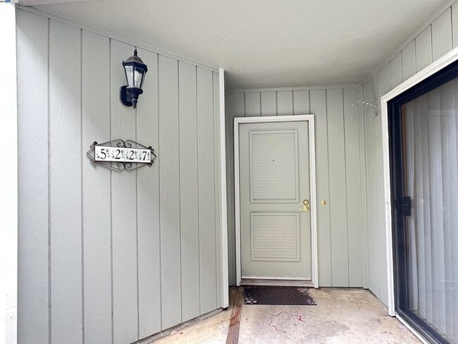 5227 Riverdale Ct in Pleasanton, CA - Building Photo - Building Photo