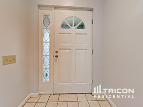 2612 Bridle Dr in Plant City, FL - Building Photo - Building Photo