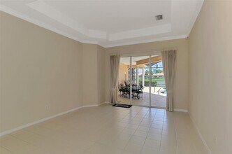 4957 Sabal Lake Cir in Sarasota, FL - Building Photo - Building Photo
