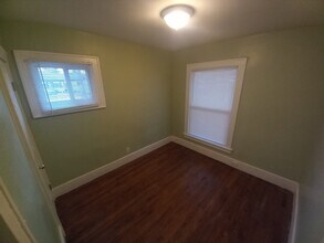 24833 Bennett St in Detroit, MI - Building Photo - Building Photo