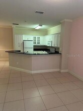 3561 Conroy Rd, Unit 226 in Orlando, FL - Building Photo - Building Photo