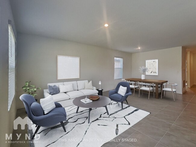 6978 Faben Ln in Zephyrhills, FL - Building Photo - Building Photo