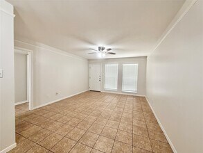 500 Willow Dr in Lake Jackson, TX - Building Photo - Building Photo