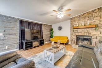 9427 Syble Dr in Bastrop, LA - Building Photo - Building Photo