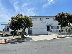 707-715 W 30th St in San Pedro, CA - Building Photo - Building Photo