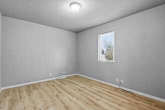 2104 Prairie Ave in Rapid City, SD - Building Photo - Building Photo