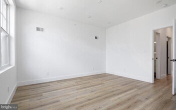 3108 Clifford St in Philadelphia, PA - Building Photo - Building Photo