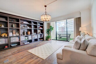 3400 SW 27th Ave in Miami, FL - Building Photo - Building Photo