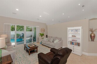 18253 NW 15th Ln in Pembroke Pines, FL - Building Photo - Building Photo