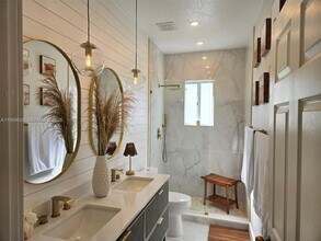 365 NE 32nd Terrace in Homestead, FL - Foto de edificio - Building Photo