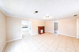 3002 S Rybolt Ave in Indianapolis, IN - Building Photo - Building Photo