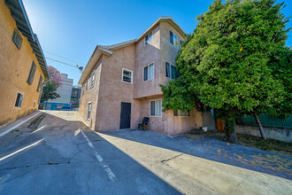 1134-1138 S Berendo St in Los Angeles, CA - Building Photo - Building Photo