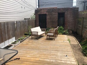759 Corinthian Ave in Philadelphia, PA - Building Photo - Building Photo