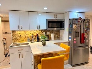 660 Williams Ave in Brooklyn, NY - Foto de edificio - Building Photo