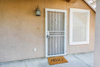 205 W San Carlos St in Laredo, TX - Building Photo - Building Photo