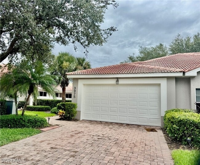 property at 3975 Recreation Ln