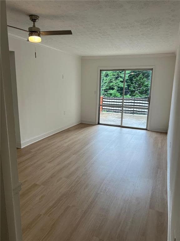 property at 2805 NE Expy NE