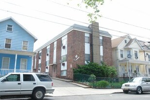 216-218 Madison Ave in Perth Amboy, NJ - Building Photo