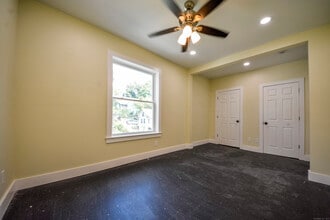 92 High St in Waterbury, CT - Building Photo - Building Photo