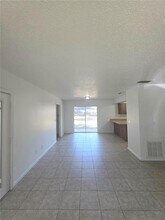 2213 NE 36th Pl in Ocala, FL - Building Photo - Building Photo