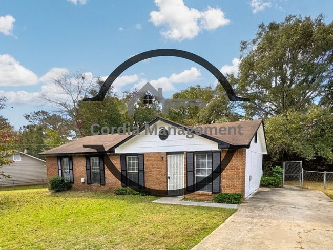 8902 E Bourne Dr in Jonesboro, GA - Building Photo - Building Photo