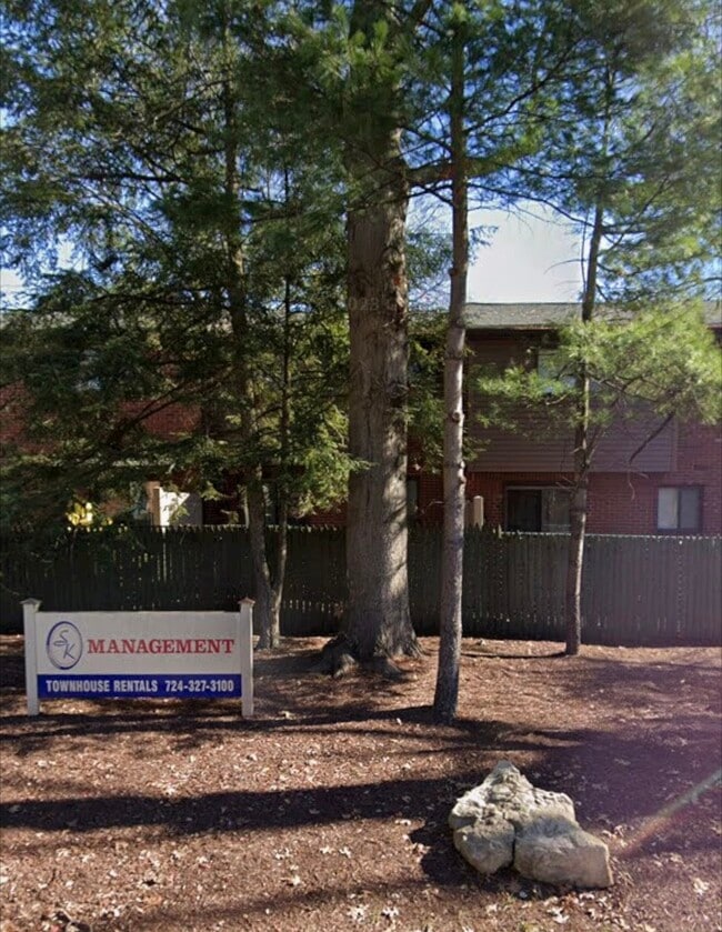 property at 5 Windsor Dr