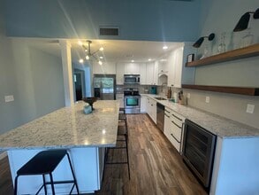 300 Yacht Club Dr in Niceville, FL - Building Photo - Building Photo