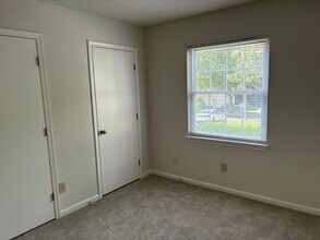5639 Hornaday Rd, Unit 5639-A in Greensboro, NC - Building Photo - Building Photo
