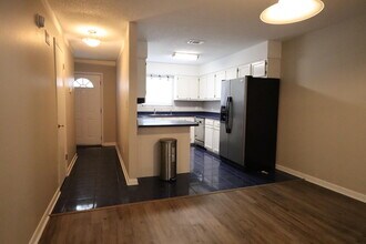 940 Central Ave in Fort Walton Beach, FL - Building Photo - Building Photo