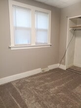 403 2nd St, Unit 1 in Jackson, MI - Foto de edificio - Building Photo