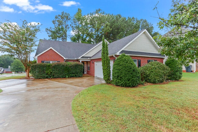 property at 446 Camella Cir