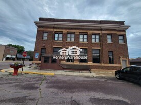 101 2nd Ave N in Amboy, MN - Building Photo