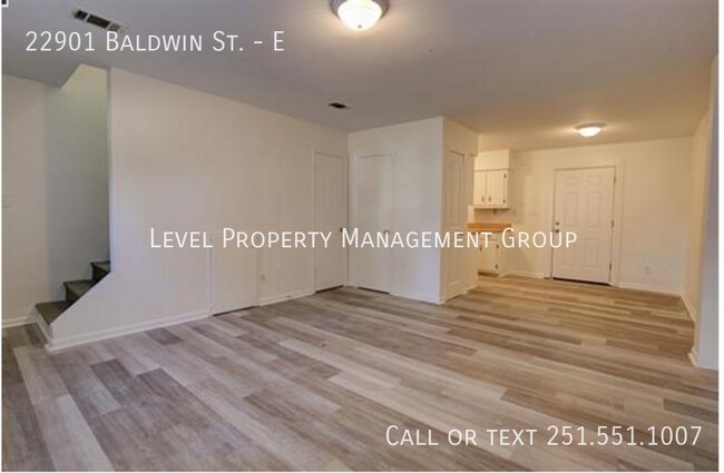 22901 Baldwin St-Unit -E in Robertsdale, AL - Building Photo - Building Photo