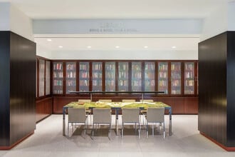 2111 Richmond Hwy-Unit -FL18-ID1022389P in Arlington, VA - Building Photo - Building Photo
