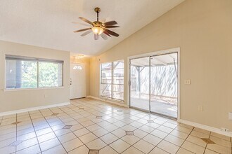 9614 South Bend in San Antonio, TX - Building Photo - Building Photo