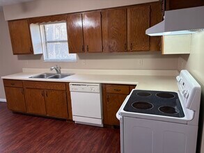 721 Bethany Ct in Maryville, TN - Foto de edificio - Building Photo