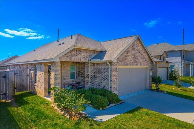 18471 Running Shadow Ct in Hockley, TX - Building Photo - Building Photo