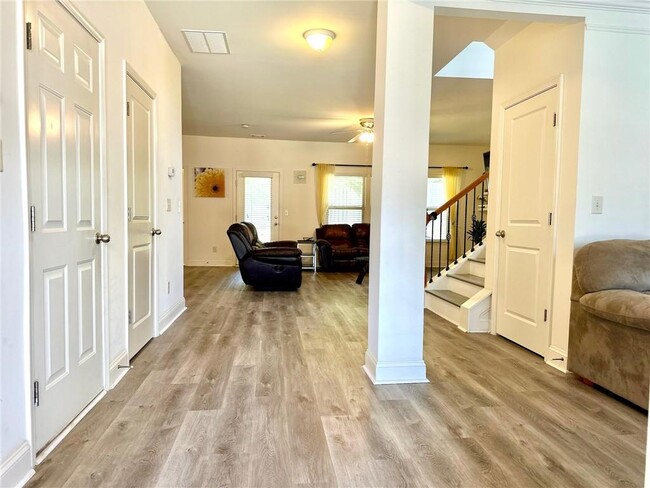 11242 Gates Terrace in Johns Creek, GA - Building Photo - Building Photo