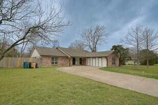 2103 Pompton Dr in Austin, TX - Building Photo