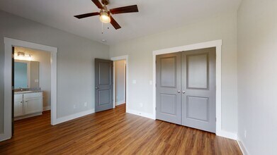 137 Berlin St in Athens, GA - Foto de edificio - Building Photo