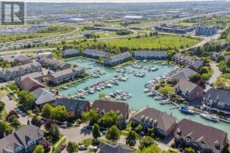 4 Sunrow Gate in Hamilton, ON - Building Photo - Building Photo