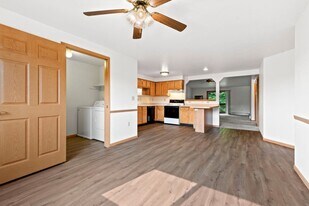 Brook Park Apartments in Green Bay, WI - Building Photo