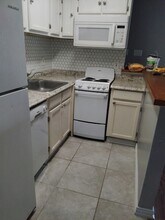9809 Walnut St, Unit E305 in Dallas, TX - Building Photo - Building Photo