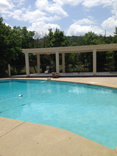 The Crescent at Lakeshore in Homewood, AL - Foto de edificio - Building Photo