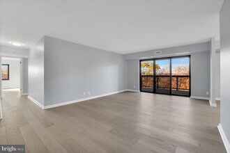 309 Yoakum Pkwy in Alexandria, VA - Building Photo - Building Photo