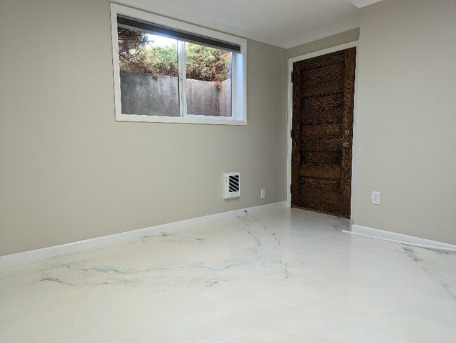 921 Elizabeth St, Unit 4 in Helena, MT - Building Photo - Building Photo